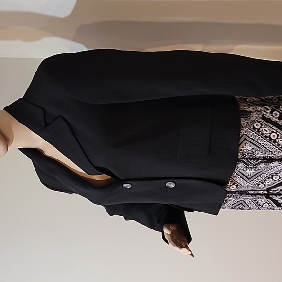 Harve Benard Black Blazer | Jacket - Picture 10 of 17